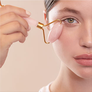 כלי איפור וטיפוח