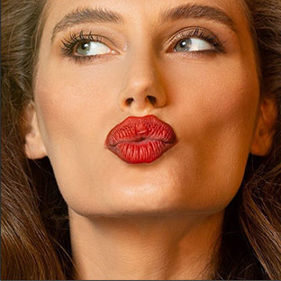 איפור שפתיים