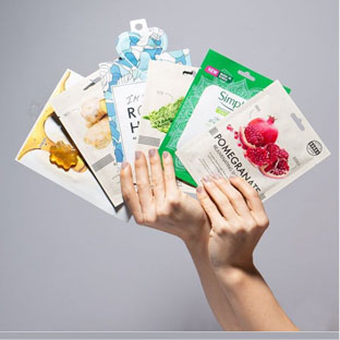 מסכות פנים וגוף