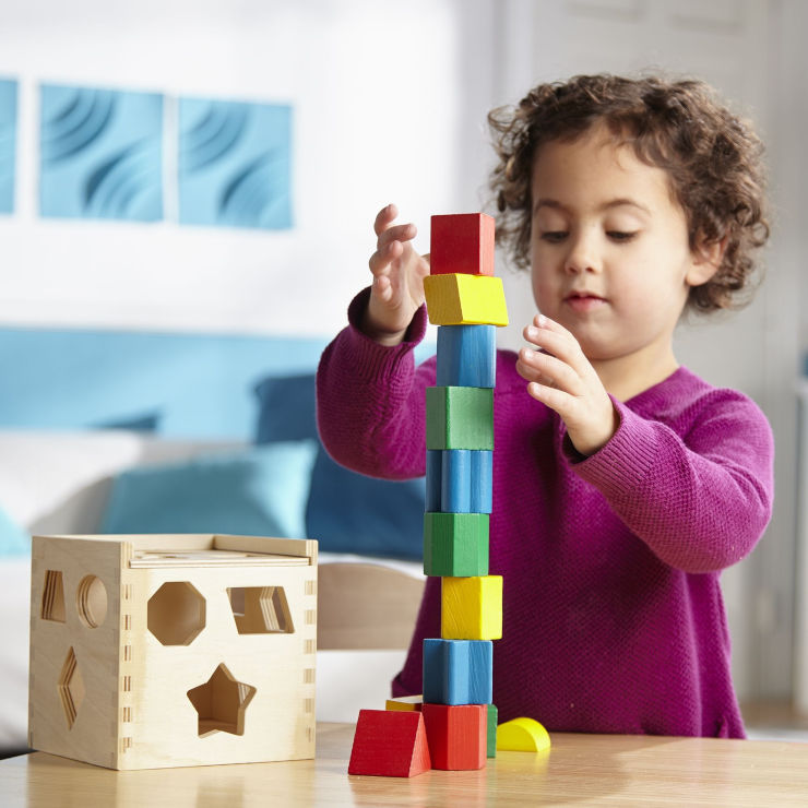 קוביית התאם צורה קלאסית מעץ + 12 צורות צבעוניות