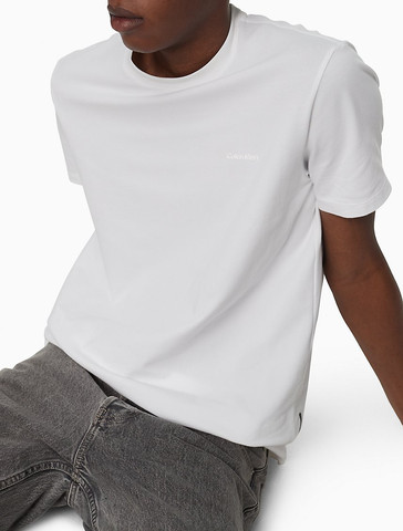 טי שירט Calvin Klein לגברים דגם Tech Pique