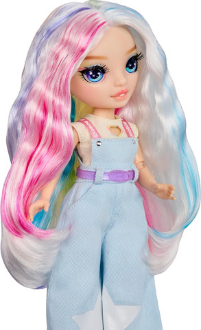בובת אופנה ריינבו היי ג'וניור - בסטי בייביסיטרס - אמאיה (צבעונית)