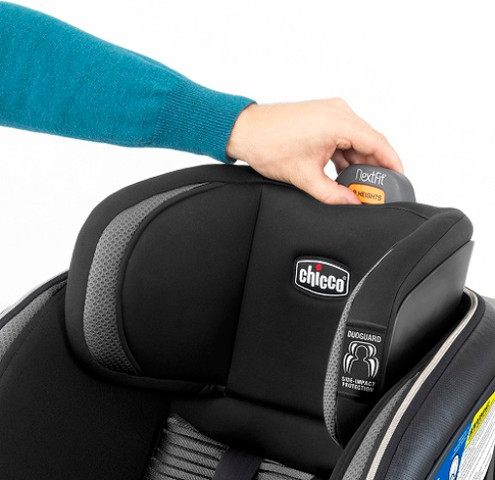 כיסא בטיחות נקסטפיט זיפ - NextFit Zipצ'יקו Chicco - שחור/אפור - Carbon