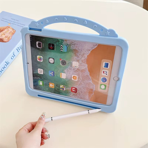 טאבלט לילדים Samsung Galaxy Tab A11 8.7" 64GB - אפור + כיסוי תכלת