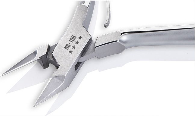 צבתית מקצועית לציפורניים, להב 16מ"מ DSI Exclusive Nail Nippers