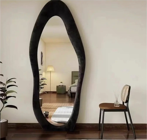 מראת גוף אמורפית ענקית 160X60 מסגרת קטיפה- ורוד