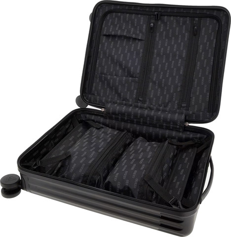 מזוודת טרולי מבית Guess קולקציית OLBIA דגם TMOLPCP4401-BLA