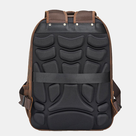תיק גב The Cowhide™ Pro למחשב 15.6 אינץ' עם יציאת USB