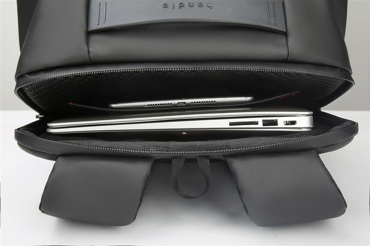 תיק גב למחשב נייד עד 15.6" נגד מים Marvell