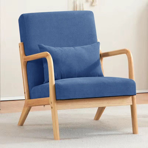 כורסא מעוצבת דגם נויה בצבע כחול שמיים מבית TWINS DESIGN