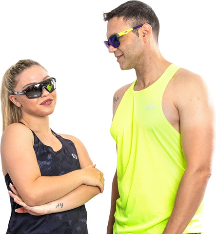 גופיית ריצה מנדפת