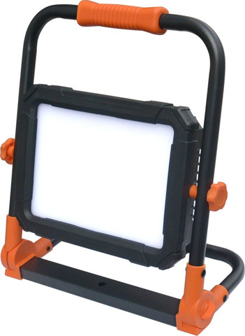 פנס נטען WORKER PLUS IP54 100W6K