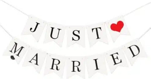 שלט just married