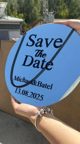 מראה לצילומי SAVE THE DATE