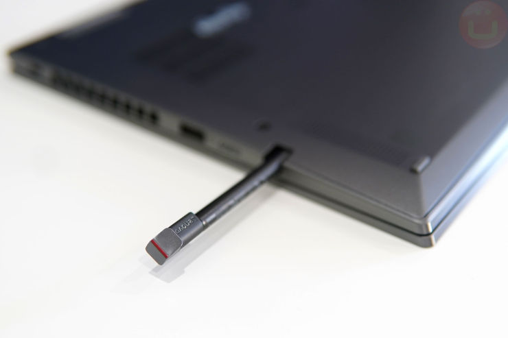 מחשב נייד Lenovo ThinkPad X1 Yoga i7- 8550U-256GB-8GB עודפי תצוגה לנובו כולל עט נשלף