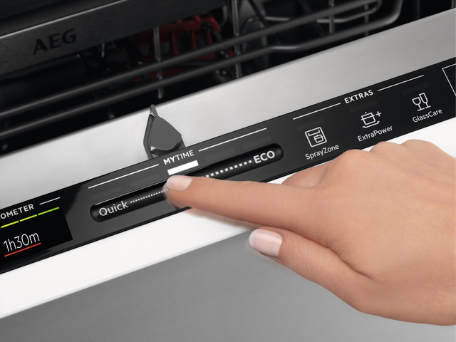מדיח כלים אינטגרלי מלא AEG א.א.ג. Series 6000 QuickSelect FSE63817P