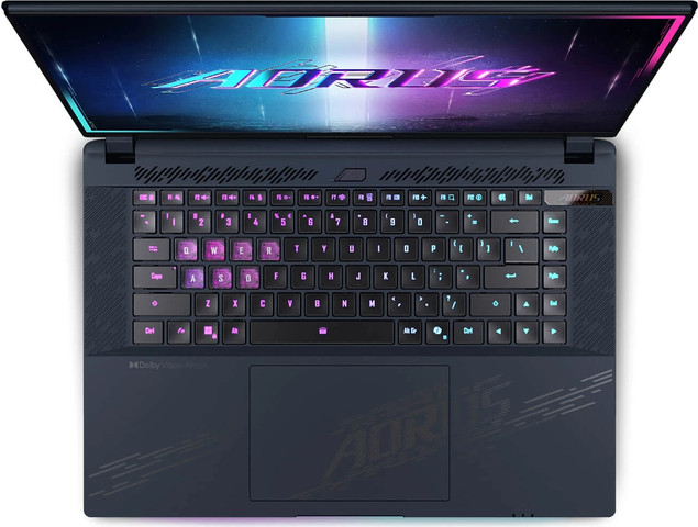 מחשב נייד Gigabyte AORUS MASTER 16 AM6H BYH Ultra 9 275HX 32GB 1TB RTX5080 בצבע שחור