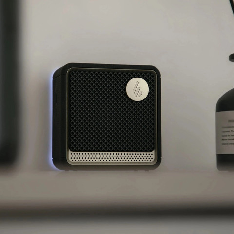 רמקול Bluetooth נייד Edifier ES20 בצבע שחור