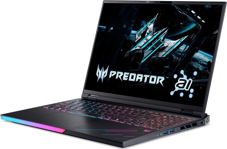 מחשב נייד Acer Predator Helios 16 U9-275HX NH.QW0EC.002 בצבע שחור
