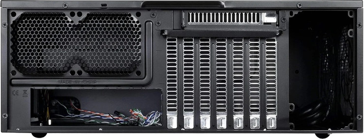 מארז מחשב SilverStone GD09 בצבע שחור