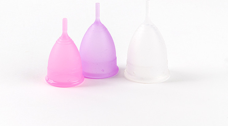 גביעונית Vivi מסיליקון 30ML בגודל L בצבע סגול