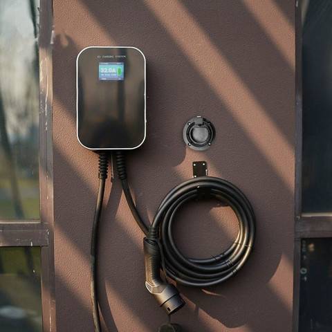 עמדת טעינה ביתית לרכב חשמלי 22kW כולל כבל 5 מטר ושליטה באפליקציה - דגם EVR מבית BESEN