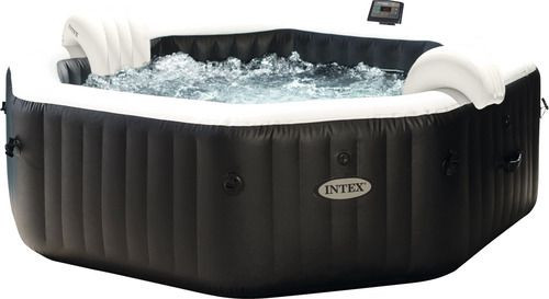 ג׳קוזי מתנפח INTEX מרובע בקוטר 2.11 מ׳ – מתאים ל־6 אנשים, עם מערכת ג׳טים ובועות משודרגת