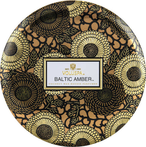 נר ריחני בקופסת פח עם 3 פתילים - Baltic Amber