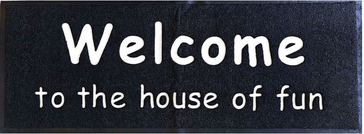 שטיח כניסה -  WELCOME to the house of fun