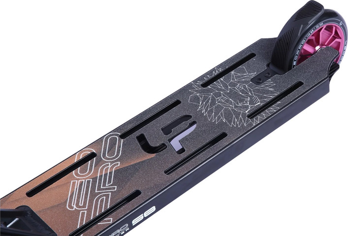 LEO PRO S8 – קורקינט פעלולים