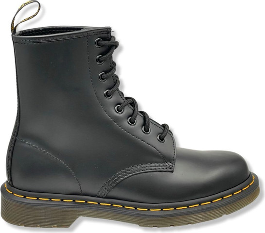 מגפי דר מרטינס Dr Martens 1460 בצבע שחור