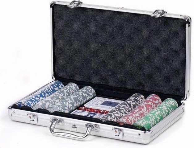 מזוודת פוקר 300 ז'יטונים DELUXE