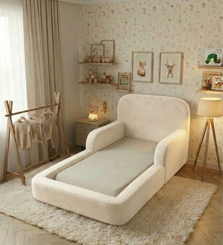 מיטת יחיד ספוג מונטסורית דגם Alice מבד זמש בצבע Suede Cream מאמו