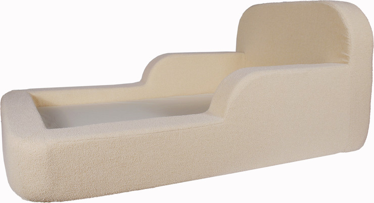 מיטת יחיד ספוג מונטסורית דגם Alice מבד זמש בצבע Suede Cream מאמו