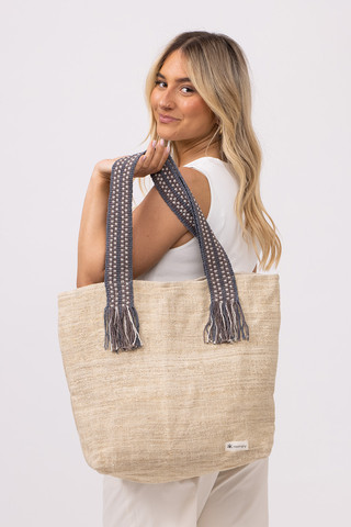 Tote Bag תיק צד בצבע בז׳
