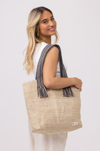 Tote Bag תיק צד בצבע בז׳
