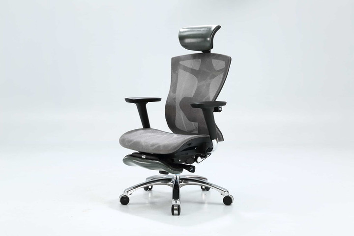 כיסא מנהלים יוקרתי SIHOO V1 Gray Footrest