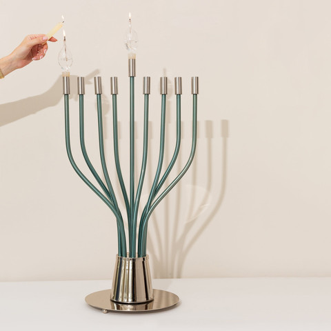 חנוכיה ענקית בעיצוב מרהיב מניקל וציפוי זהב - דגם The Holy Spirit