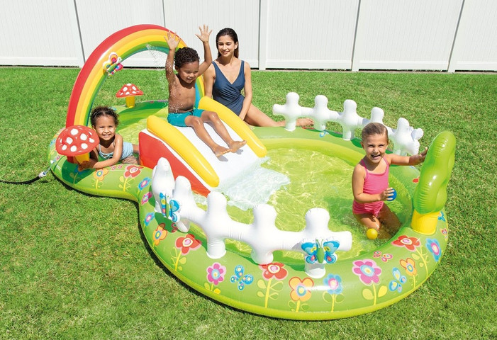 בריכת פעילות INTEX, הכוללת מגלשה, קשת עם מתז מים, משחקים מתנפחים ובריכת שכשוך, דגם 57154