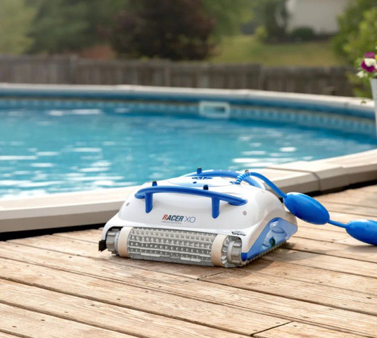 רובוט לניקוי בריכה מיטרוניקס דולפין Maytronics Dolphin RACER XO