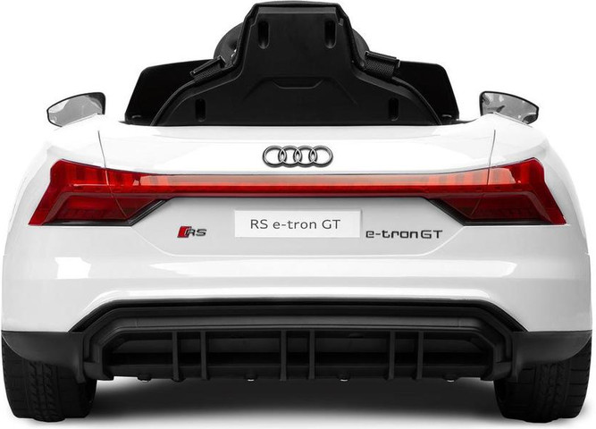 מכונית ממונעת לילדים אאודי ספורט BOBTOYS Audi RS ET 24V