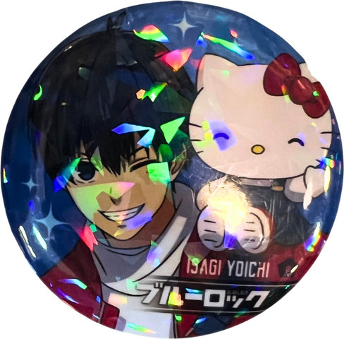 Yoichi Isagi & Hello Kitty – סיכה הולוגרפית 58 מ”מ