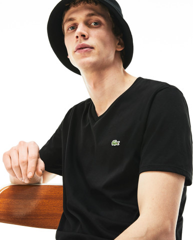 טי שירט Lacoste לגברים צווארון וי