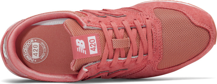 נעלי סניקרס אופנתיות של New Balance לנשים