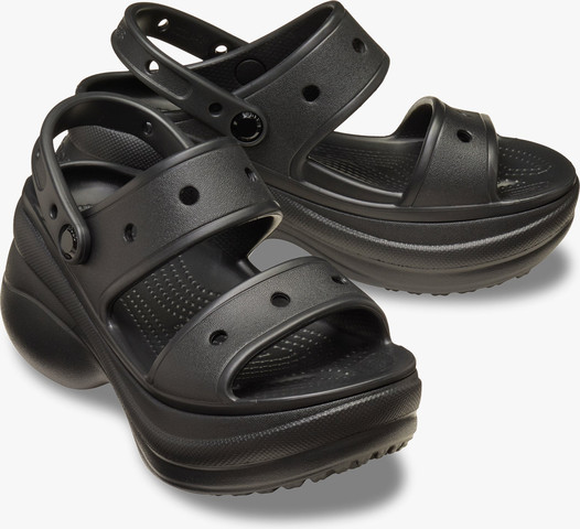 Crocs Women's Classic Bae Sandal - סנדלי פלטפורמה ביי קרוקס לנשים בצבע שחור