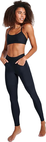 טייץ בעיצוב מותג בגדי היוגה הקליפורני Alo Yoga  לנשים