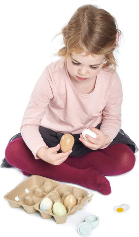 קרטון ביצים + שש ביצים מעץ מלא