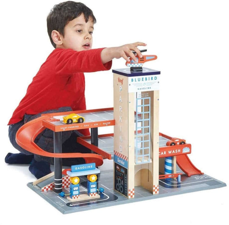 הציפור הכחולה - חניון תלת קומתי