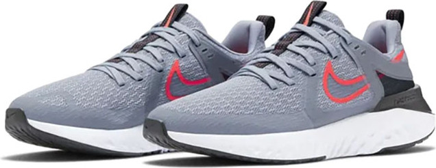 נעלי ריצה Nike לגברים דגם Legend React 2