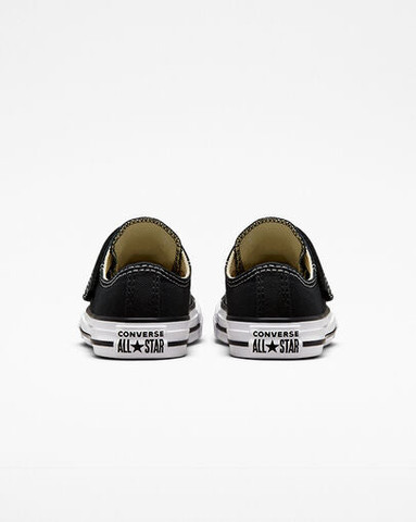 נעלי אולסטאר Chuck Taylor V1 בצבע שחור